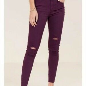 Francesca’s Harper Maroon Distressed Skinny Jeans!